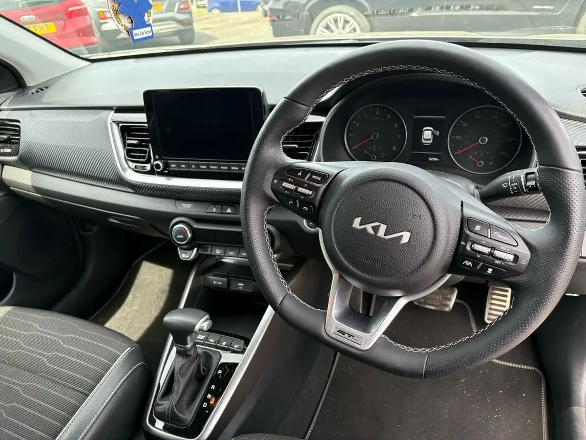 2024-kia-stonic-10-t-gdi-gt-line-s-98bhp-dct-big-9