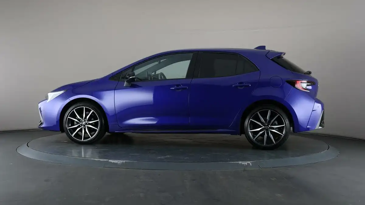 2024-toyota-corolla-18-vvt-i-gr-sport-hatchback-big-28