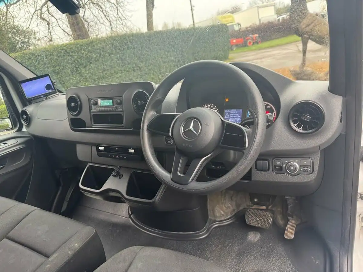 2020-mercedes-benz-sprinter-e-esprinter-l2h2-progressive-dc-20kw-big-1