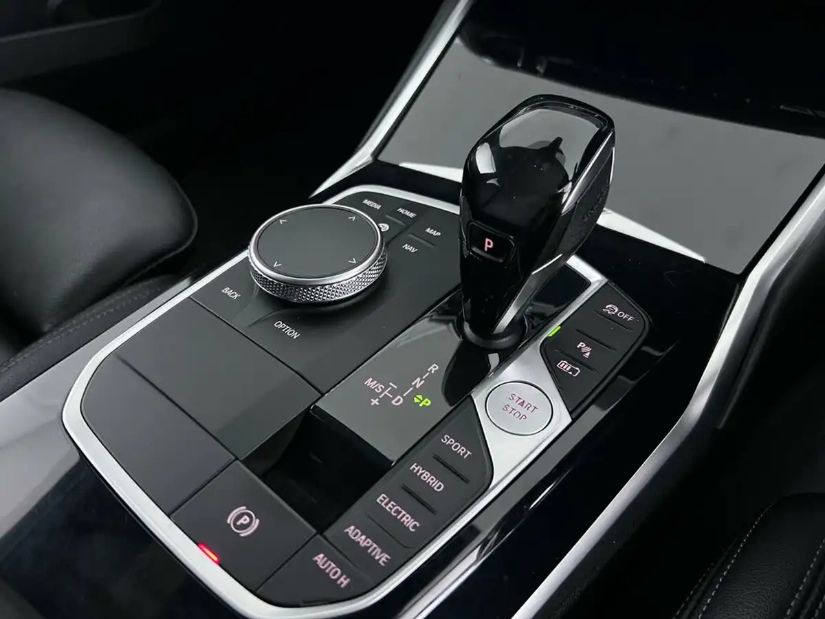 2021-bmw-3-series-20-330e-m-sport-pro-edition-saloon-4d-big-35