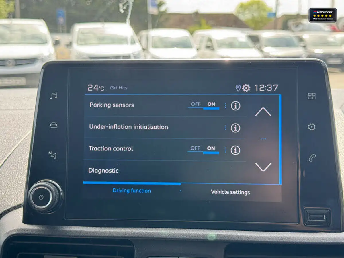 2021-peugeot-partner-15-bluehdi-1000-professional-100ps-eu6dt-panel-big-25