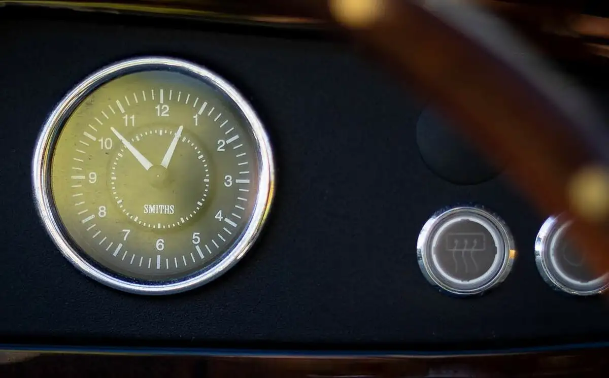 2019-morgan-roadster-37-big-29