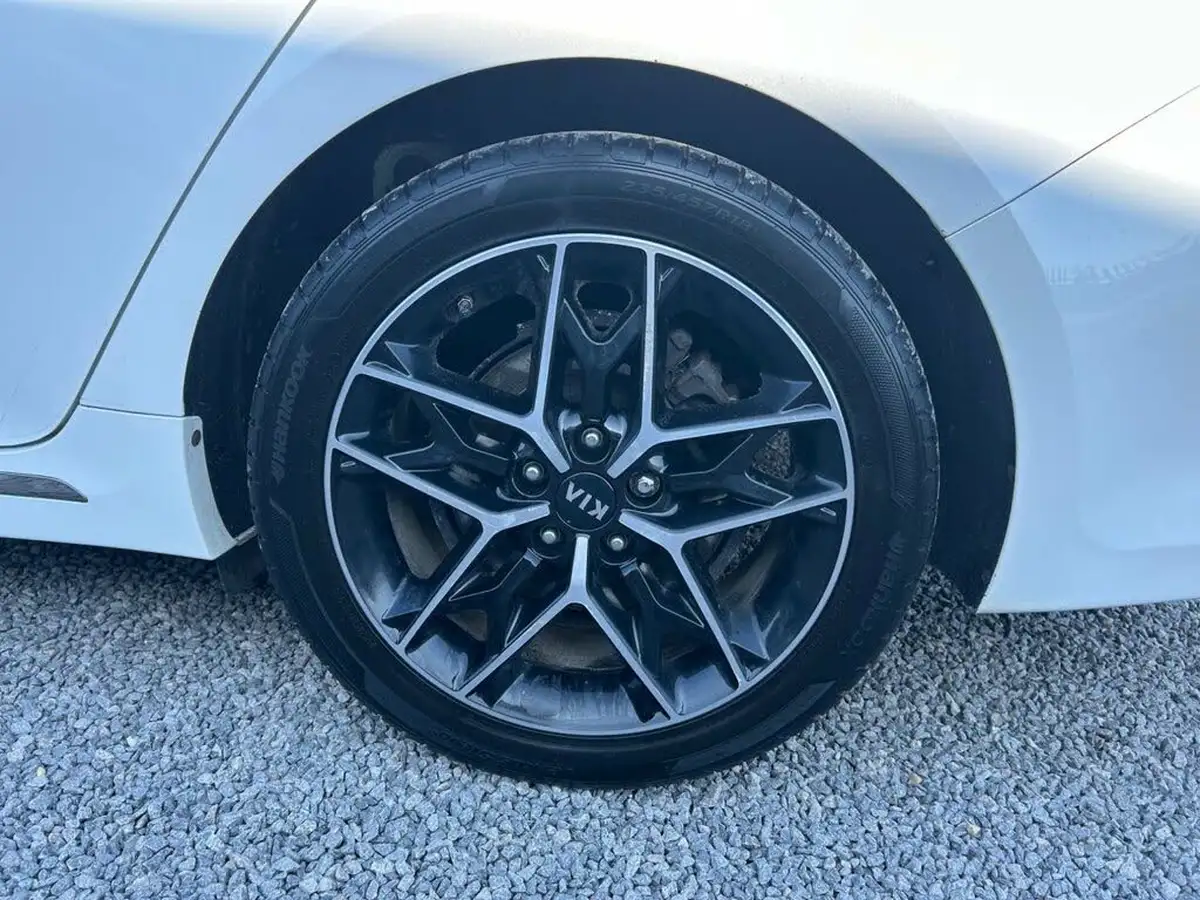 2019-kia-optima-16crdi-3-sportswagon-5d-big-10