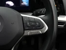 2022-volkswagen-golf-15-tsi-life-130ps-hatchback-small-21