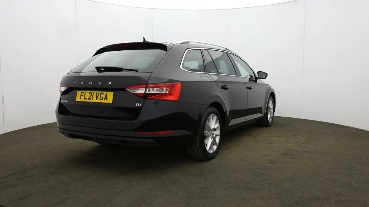 2021-skoda-superb-14-tsi-se-technology-156ps-estate-big-52