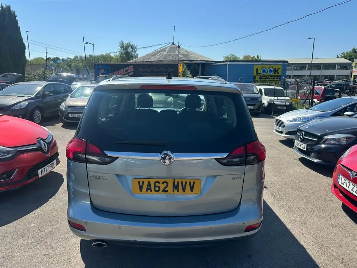 2013-vauxhall-zafira-tourer-20td-exclusiv-165ps-auto-big-4
