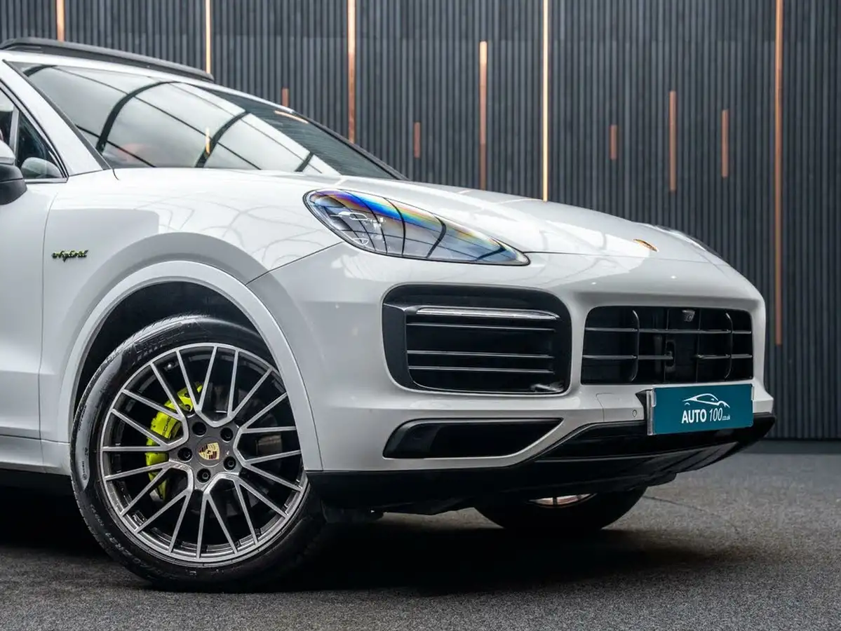 2023-porsche-cayenne-30-v6-e-hybrid-462ps-station-wagon-big-6