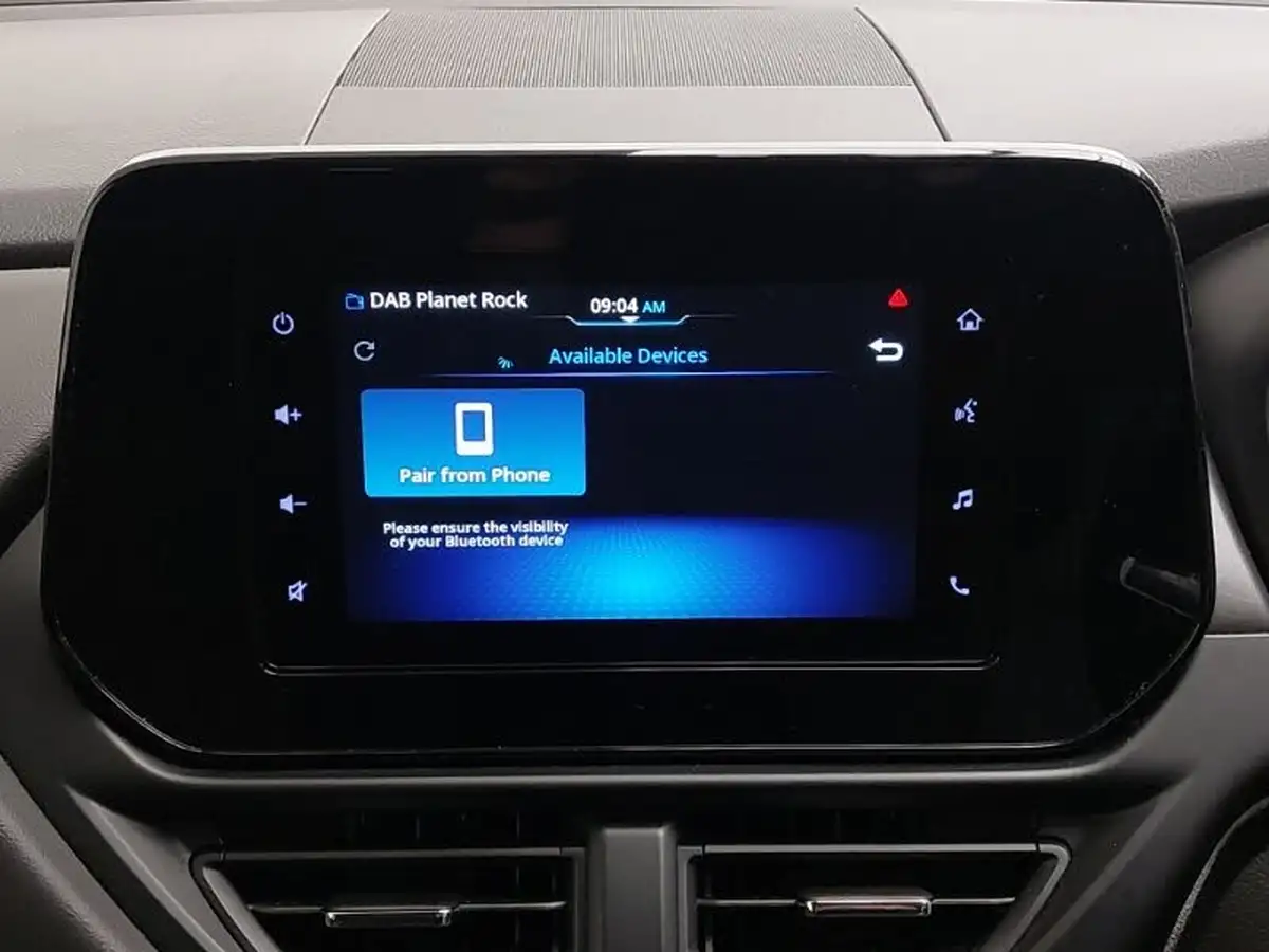 2023-suzuki-s-cross-14-boosterjet-motion-big-10