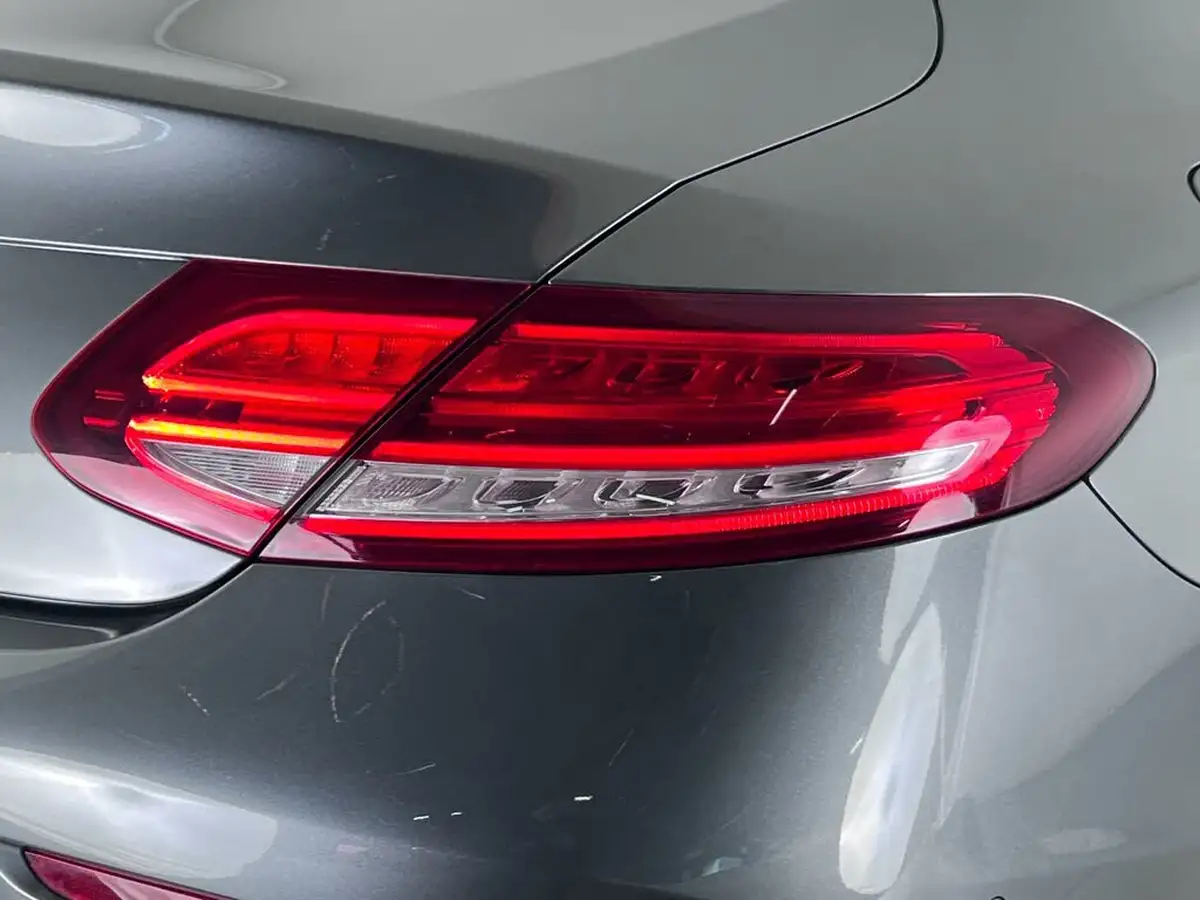 2017-mercedes-benz-c-class-21d-c220d-amg-line-premiumss-coupe-2d-9g-tronic-plus-big-7