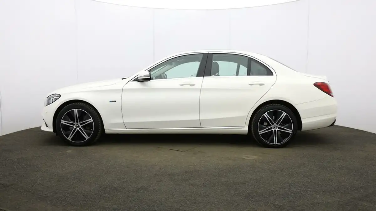 2021-mercedes-benz-c-class-20d-c300de-sport-edition-saloon-4d-big-61