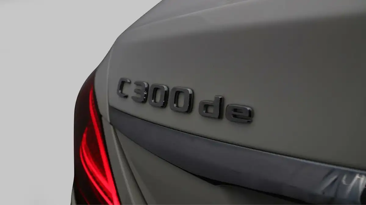 2021-mercedes-benz-c-class-20d-c300de-sport-edition-saloon-4d-big-20