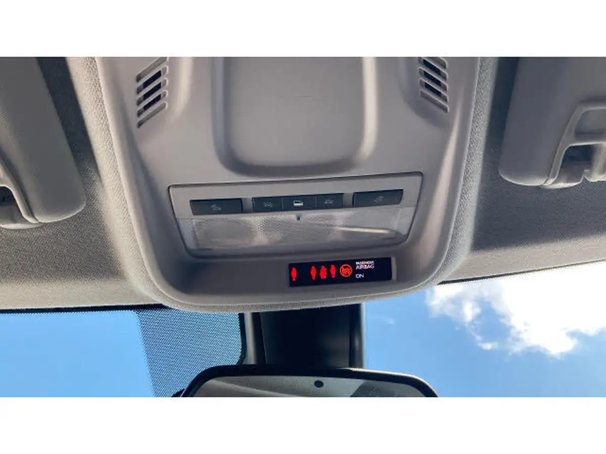 2022-vauxhall-crossland-12i-gs-line-big-41