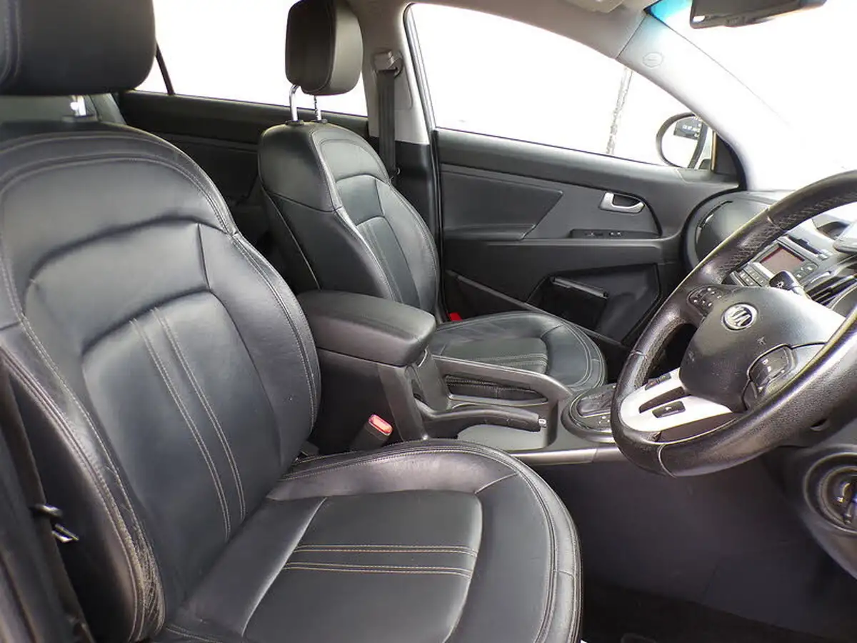 2010-kia-sportage-20td-first-edition-auto-big-13