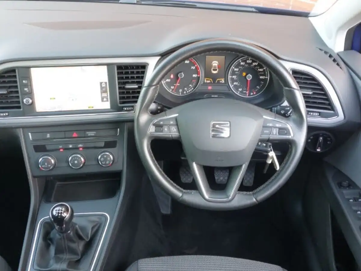 2018-seat-leon-12-tsi-se-dynamic-technology-hatchback-big-6