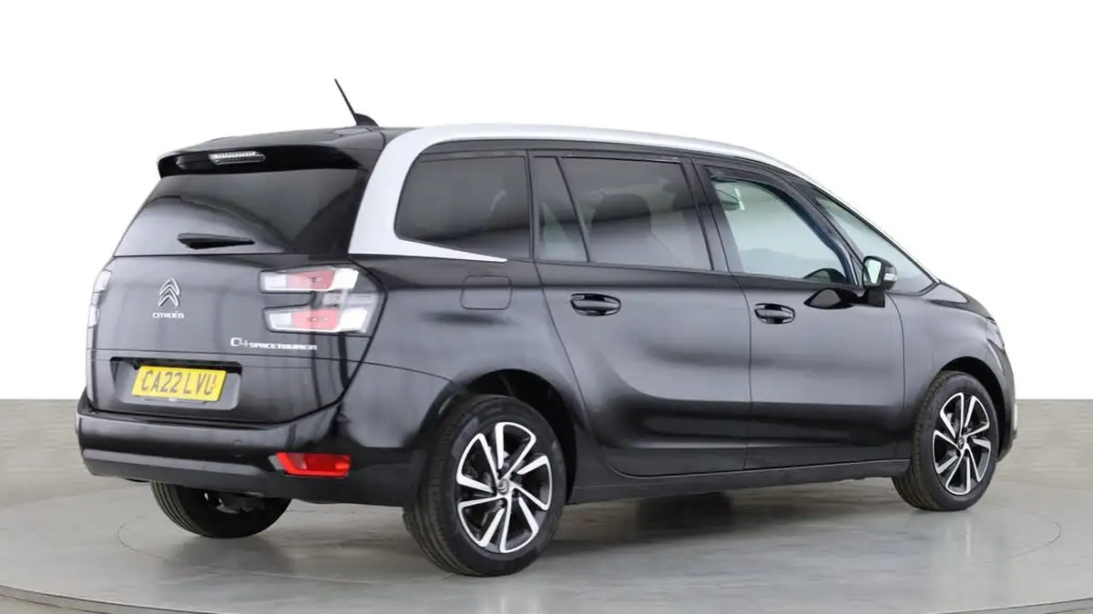 2022-citroen-grand-c4-spacetourer-12-puretech-shine-eat8-big-6