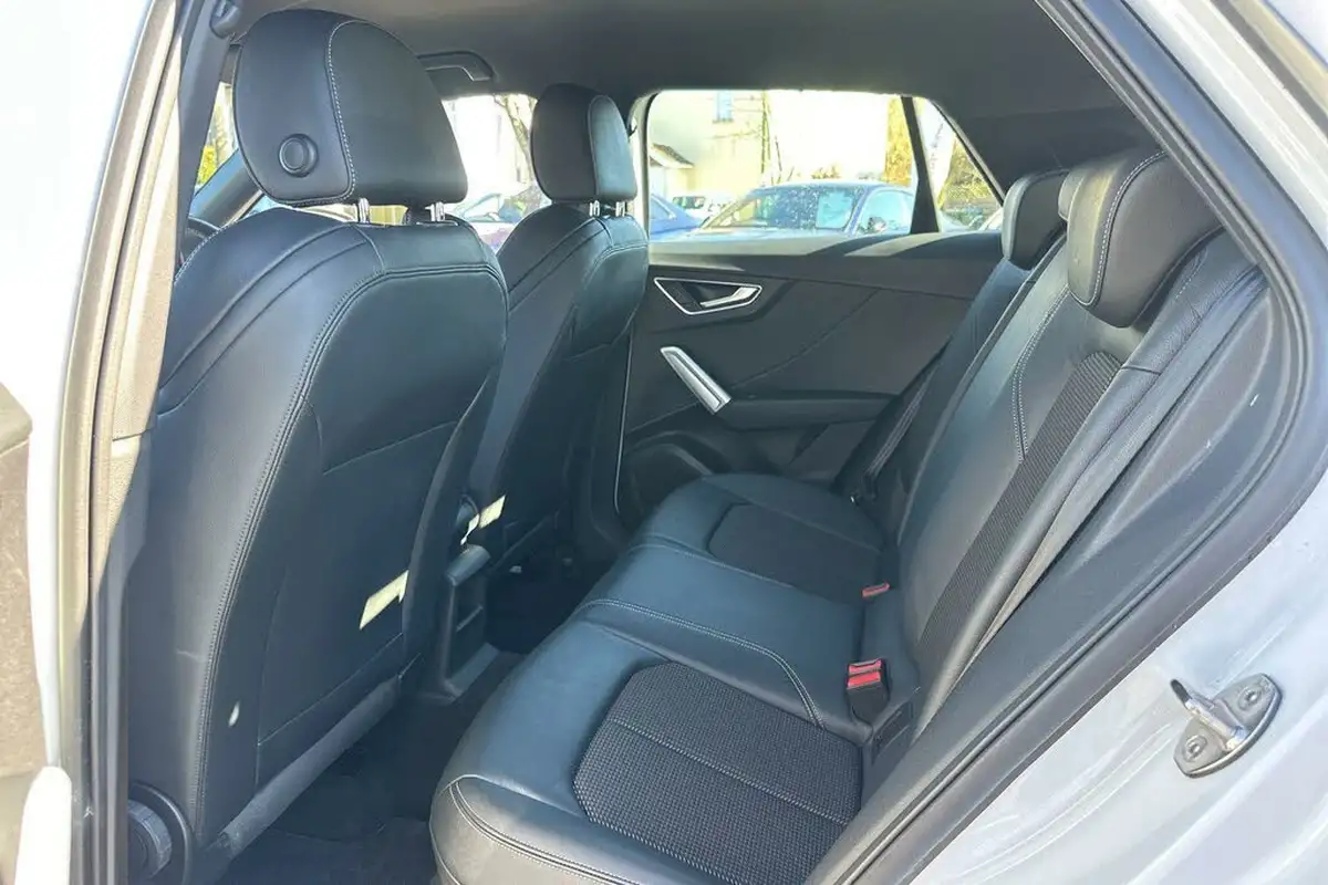 2021-audi-q2-15-35-tfsi-s-line-big-32