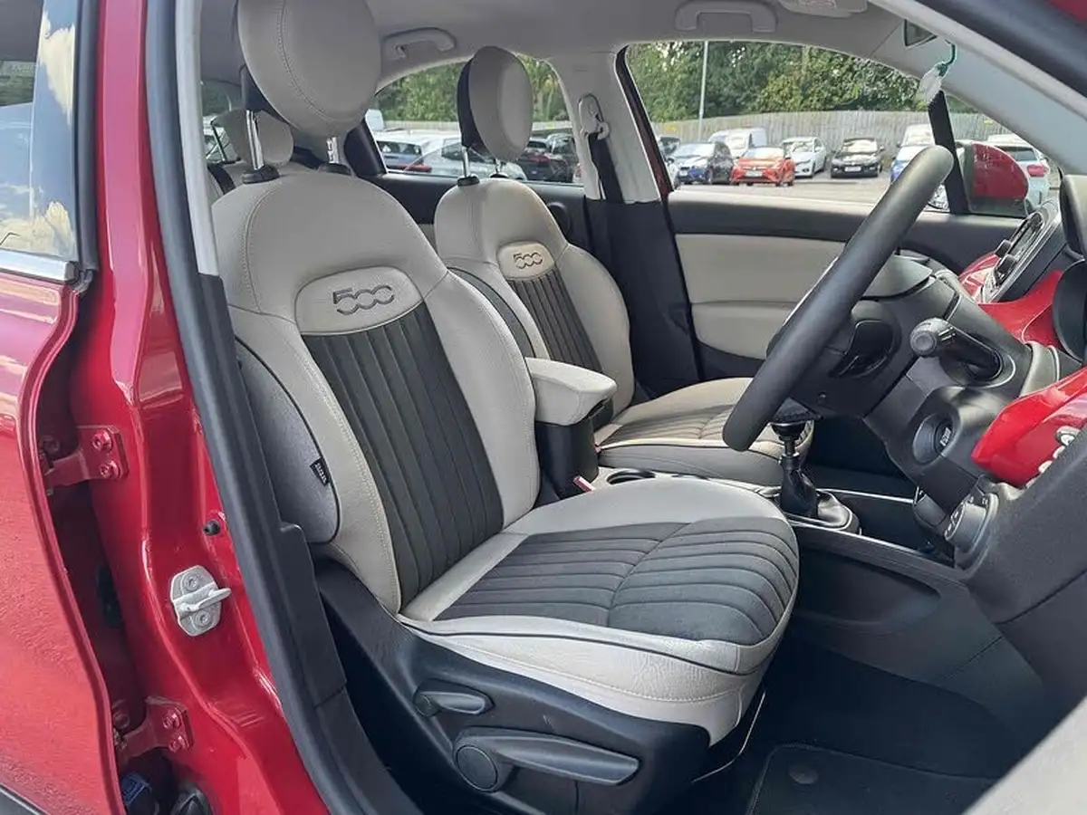 2016-fiat-500x-16multijet-lounge-big-21