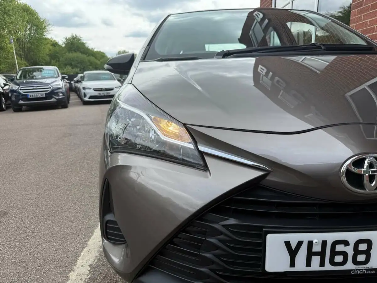 2018-toyota-yaris-10-vvt-i-active-71bhp-big-10