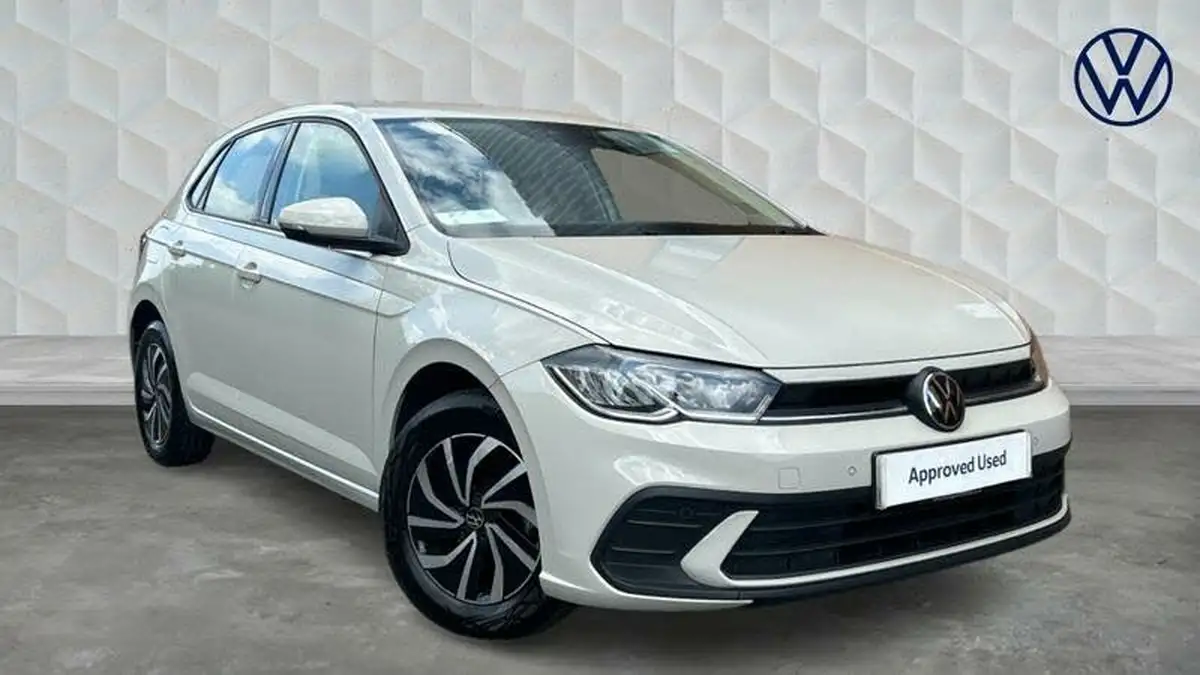 2022-volkswagen-polo-10-tsi-life-big-0