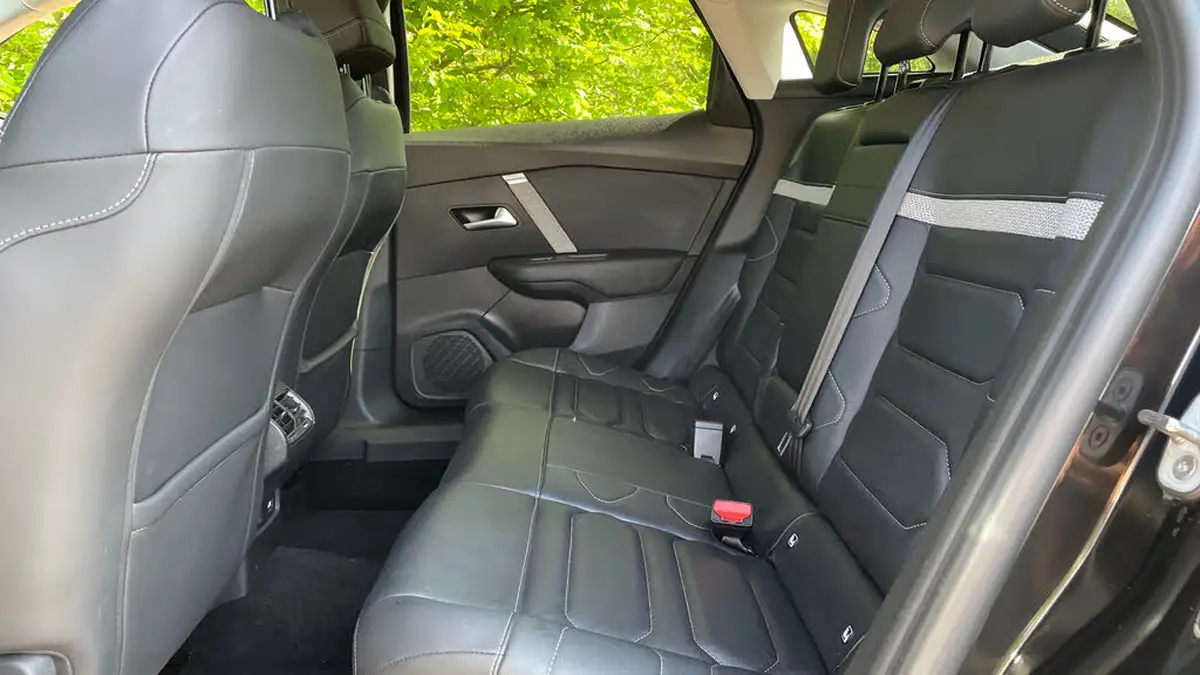 2021-citroen-c4-12-puretech-shine-plus-130ps-big-13