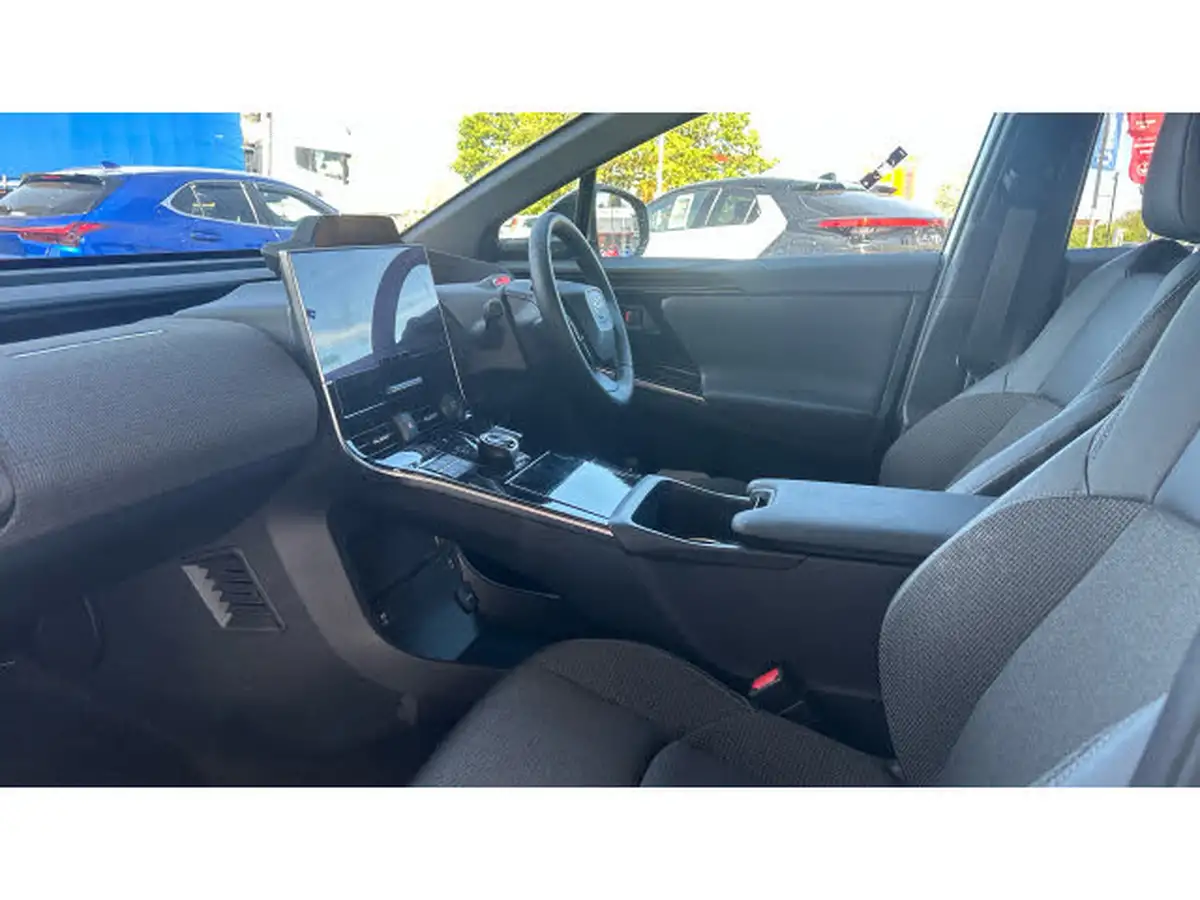 2024-toyota-bz4x-e-motion-201bhp-11kw-obc-big-9