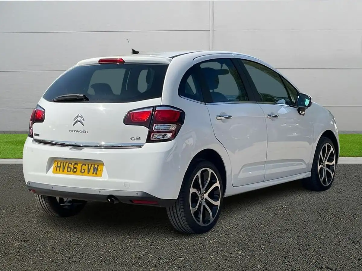2016-citroen-c3-12-platinum-big-6