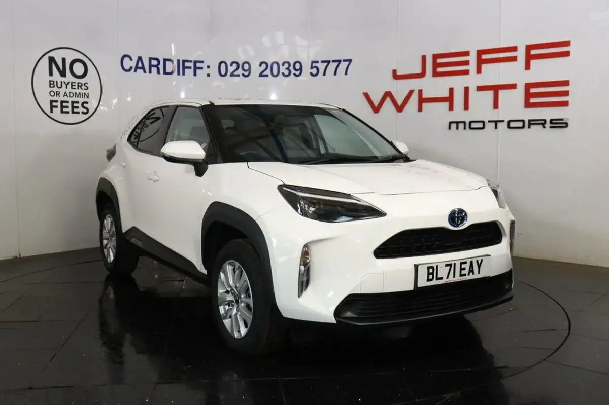 2022-toyota-yaris-cross-15-vvt-i-icon-big-0
