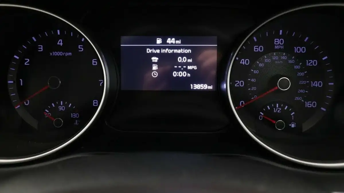 2022-kia-xceed-10-t-gdi-2-big-7