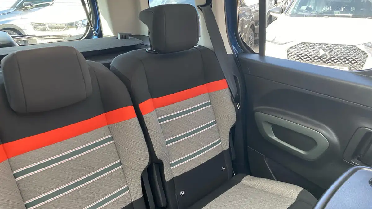 2020-citroen-berlingo-15bluehdi-flair-xtr-m-size-100ps-big-32