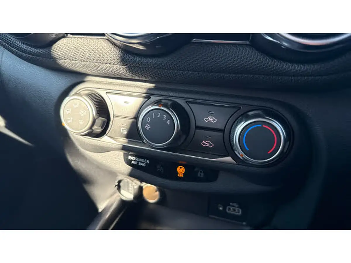 2022-nissan-juke-10-dig-t-acenta-big-29