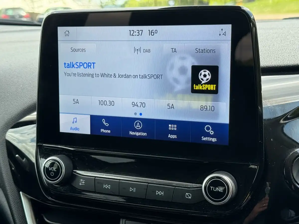 2022-ford-fiesta-10t-titanium-125ps-hybrid-mhev-powershift-big-25