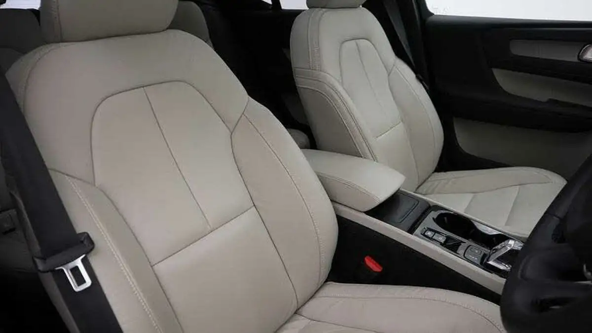 2022-volvo-xc40-20-b4-inscription-awd-big-27