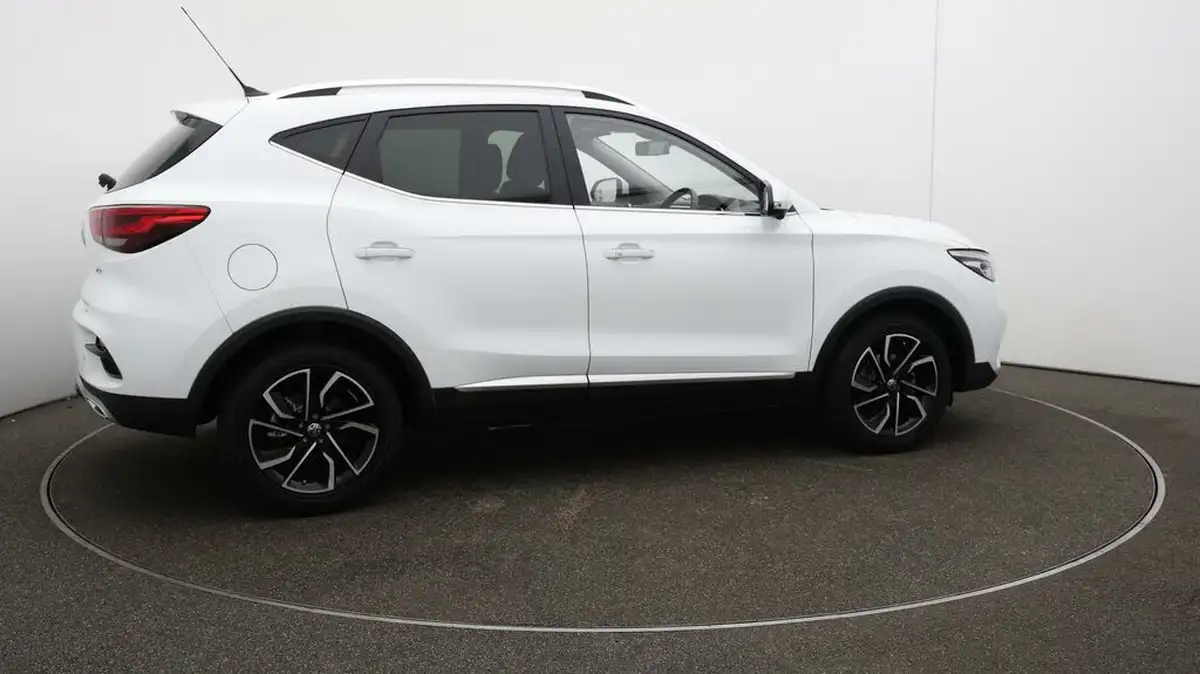 2023-mg-zs-suv-10t-gdi-exclusive-auto-big-48