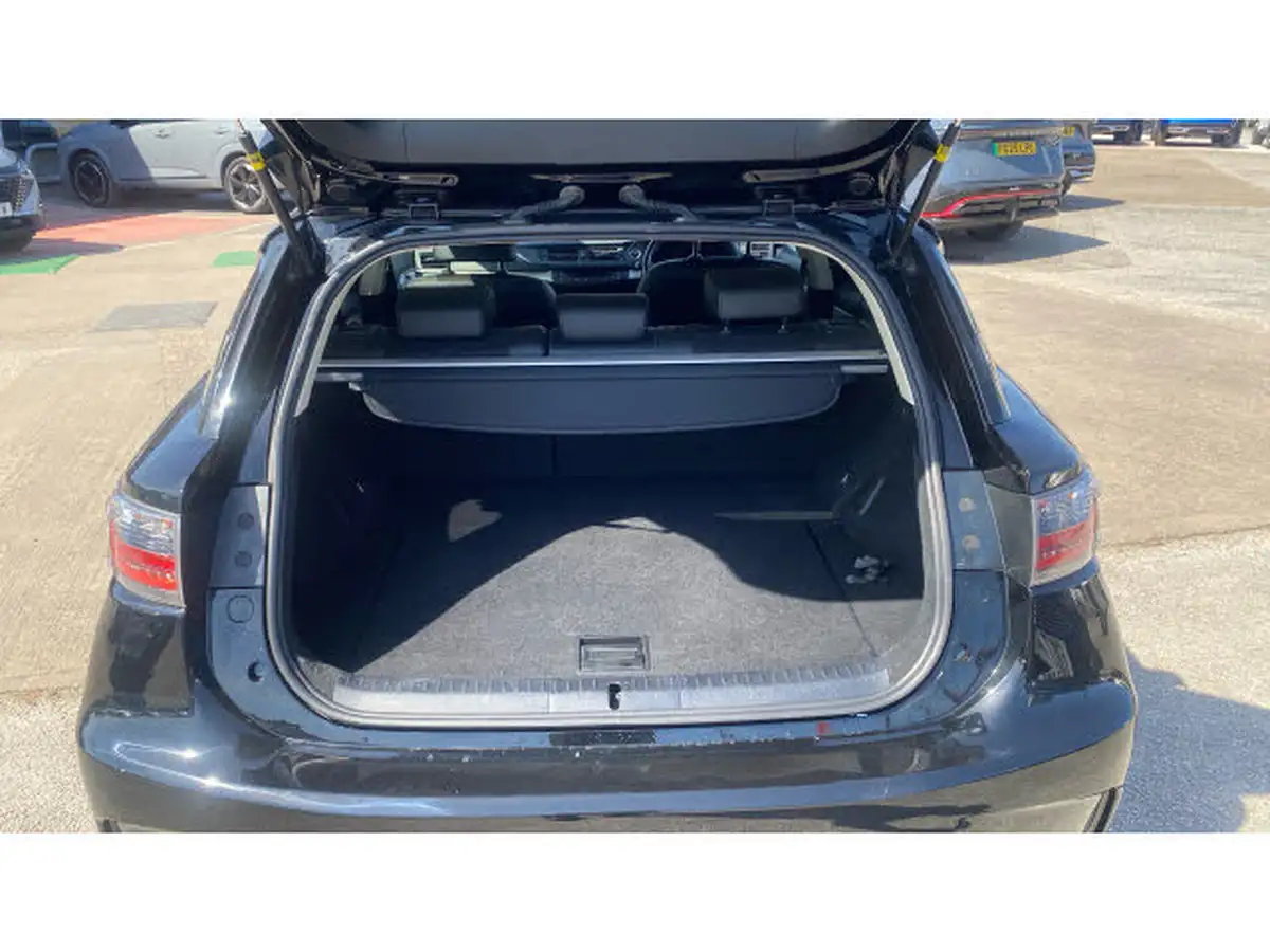 2016-lexus-ct-200h-18-sport-big-3