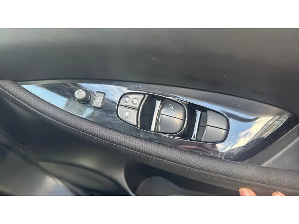 2023-nissan-leaf-e-n-connecta-39kwh-big-31