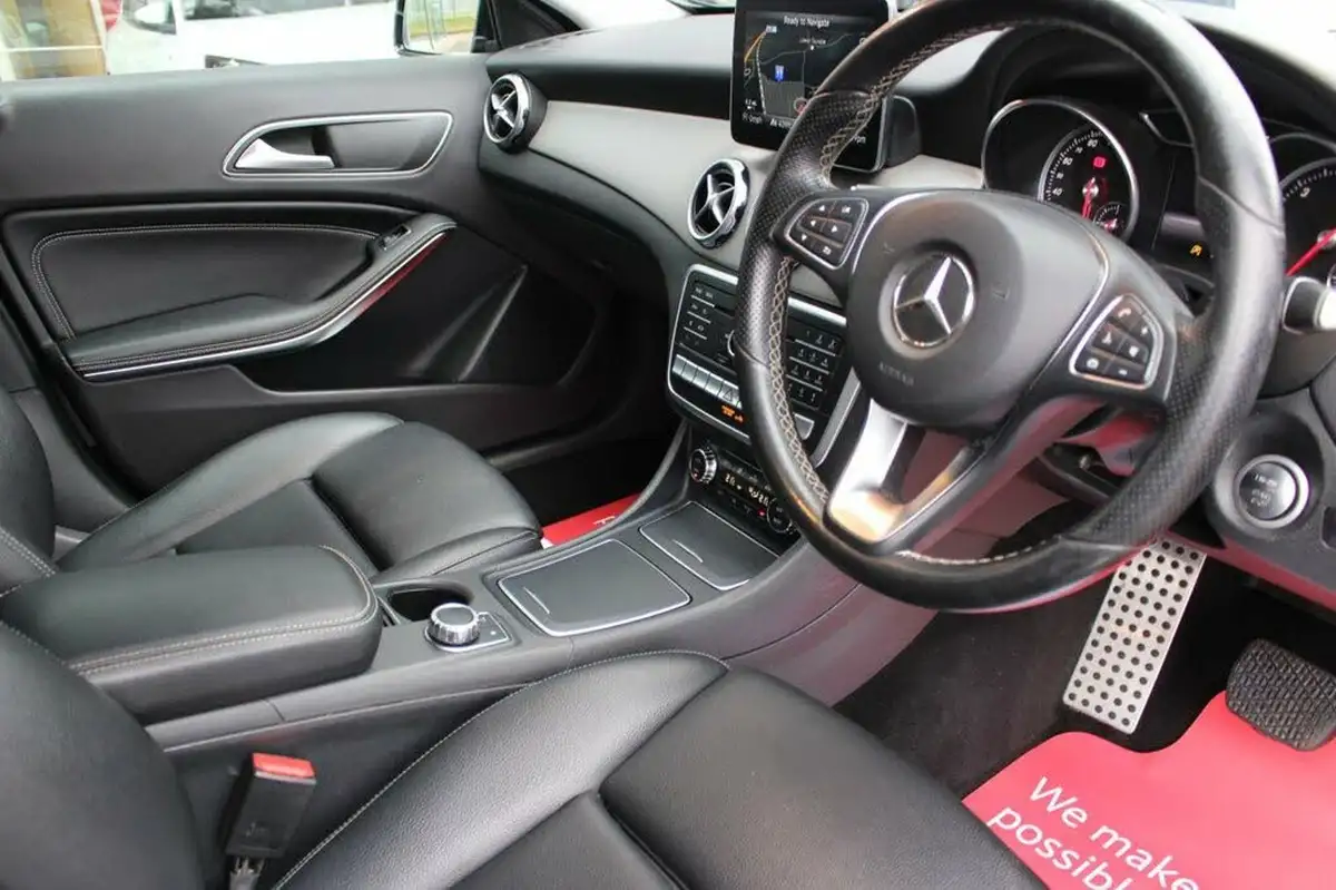 2018-mercedes-benz-gla-class-21d-gla-220d-sport-174bhp-executivess-big-9