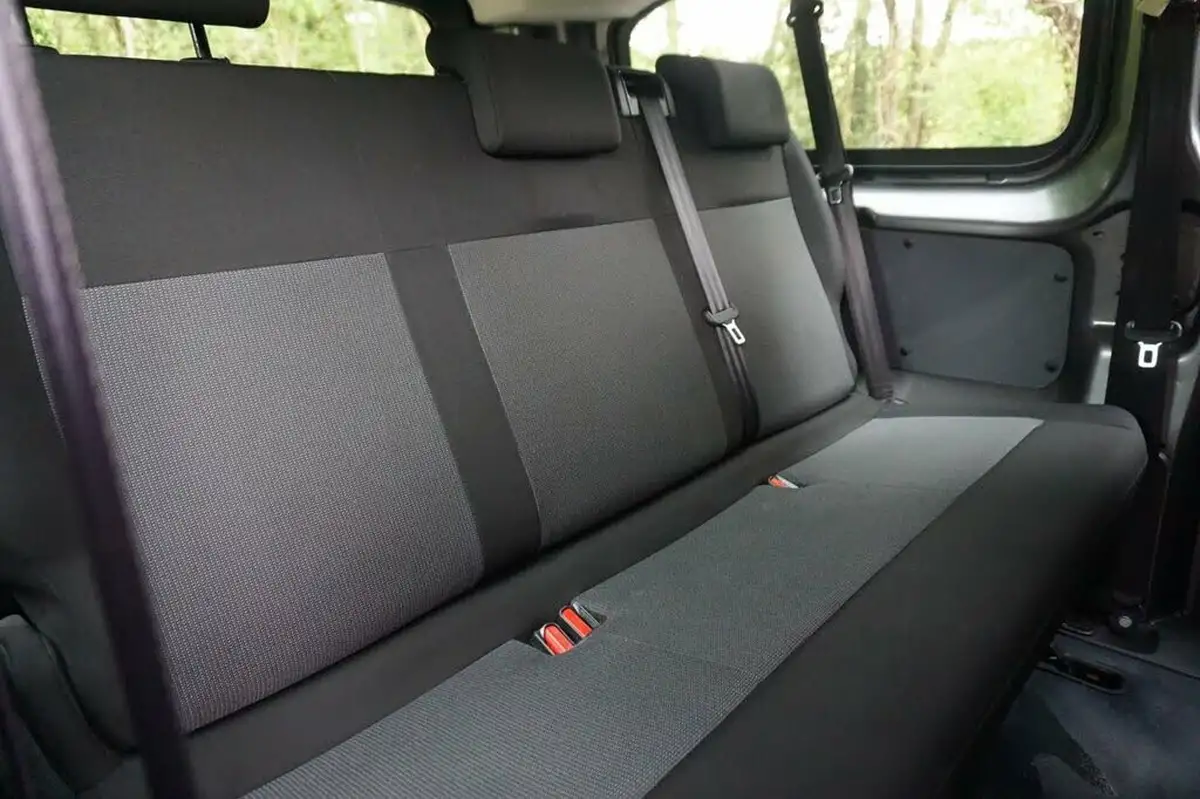 2022-vauxhall-vivaro-life-e-combi-l-big-7