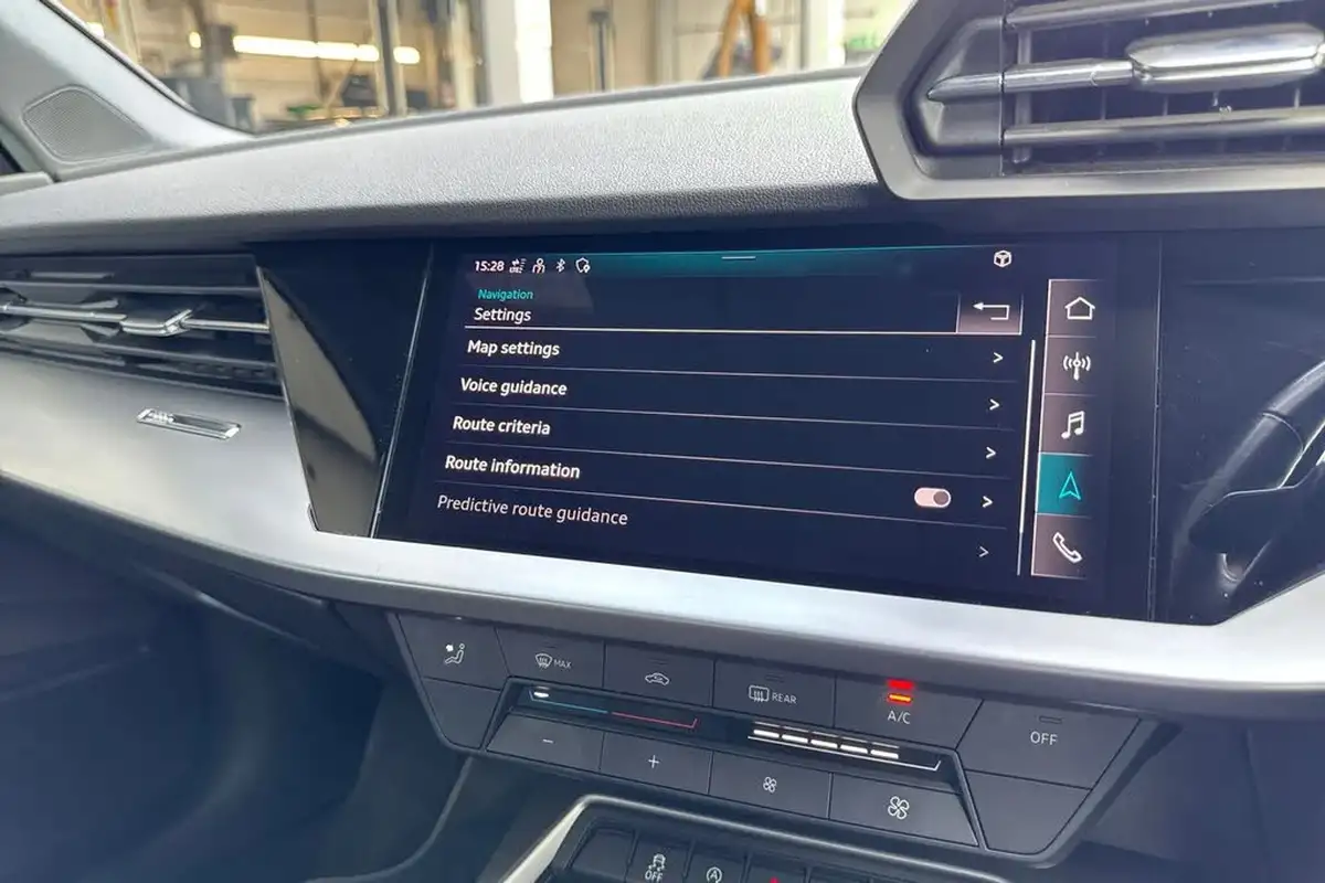 2023-audi-a3-10-30-tfsi-technik-big-39