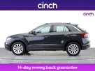 2019-volkswagen-t-roc-10-tsi-se-small-4