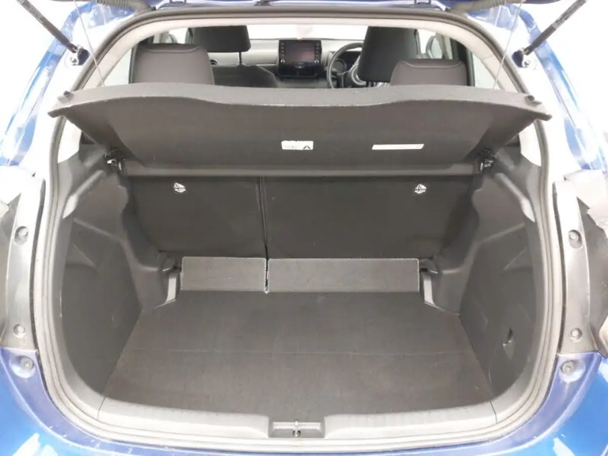 2022-toyota-yaris-15-vvt-i-design-big-7