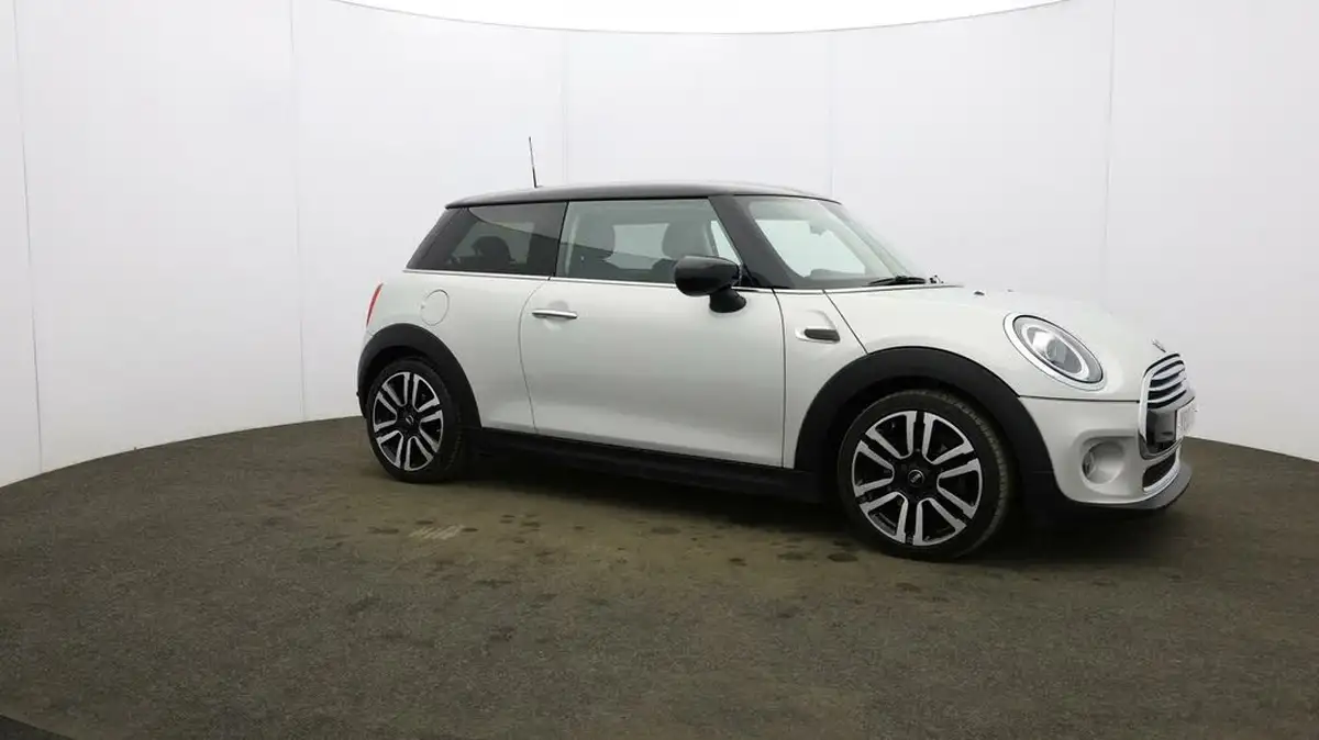 2019-mini-cooper-15-cooper-exclusive-134bhp-nav-hatchback-3d-auto-big-47