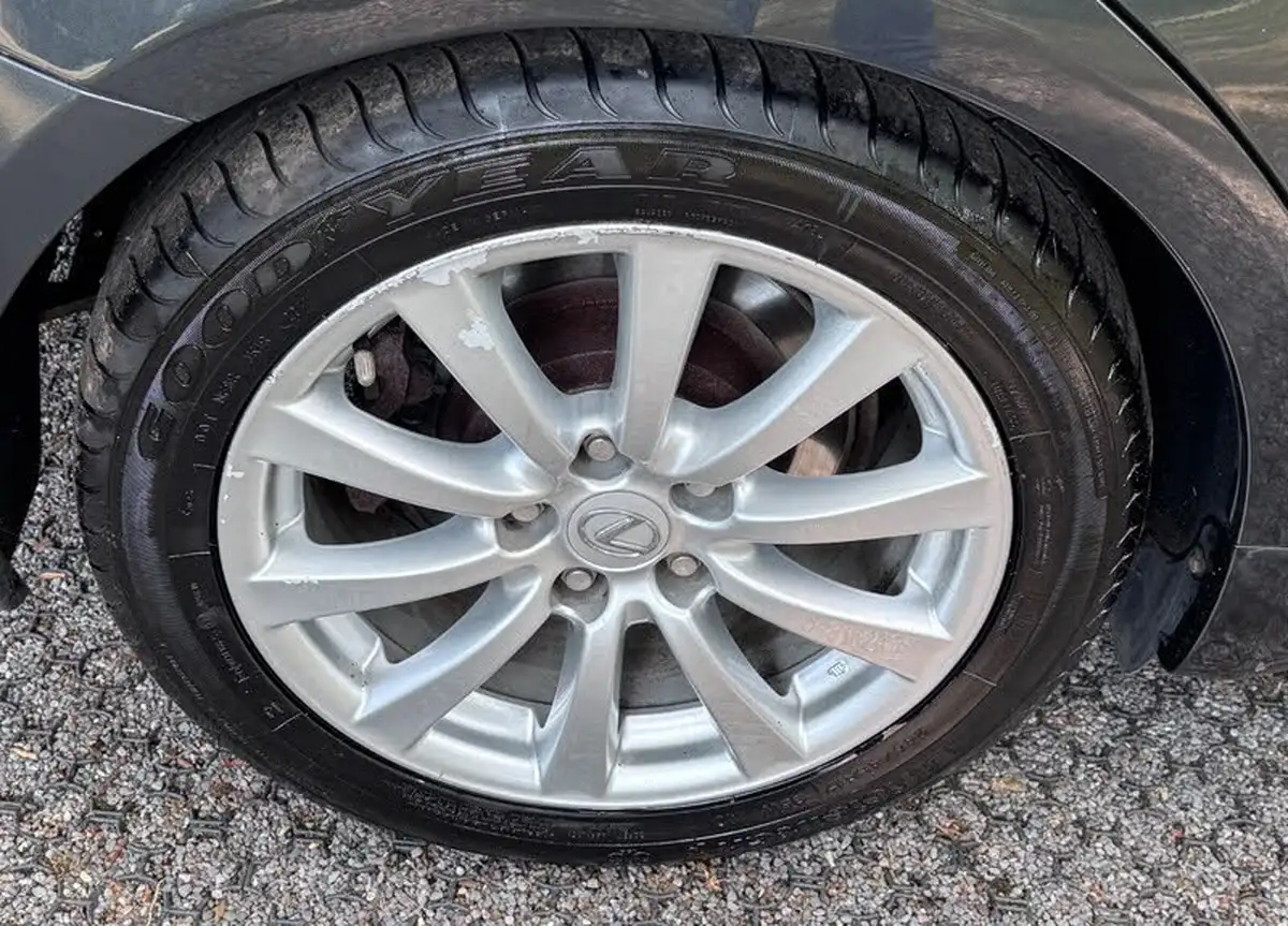 2008-lexus-is-250-25-se-auto-big-48