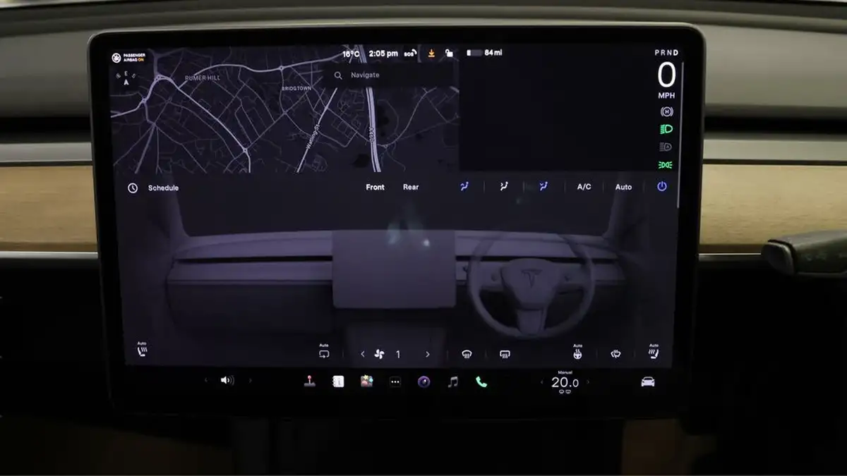 2022-tesla-model-3-e-long-range-big-11