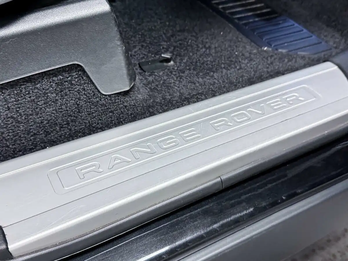 2019-land-rover-range-rover-30-sdv6-vogue-big-27