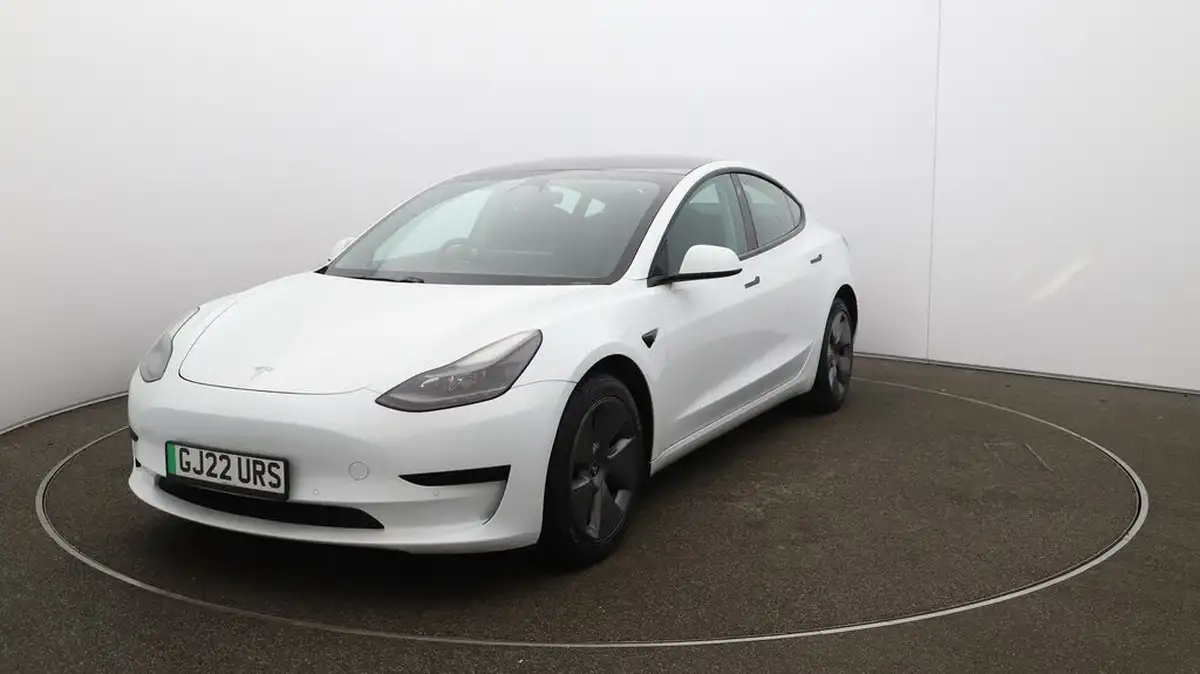 2021-tesla-model-3-e-standard-plus-big-35