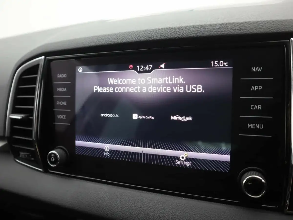 2020-skoda-karoq-10-tsi-se-technology-116ps-big-17