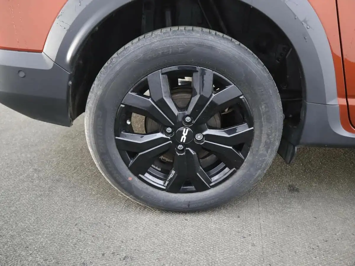 2023-dacia-jogger-10-tce-extreme-se-big-5