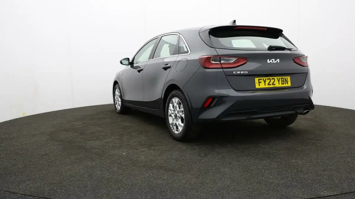 2021-kia-ceed-10-t-gdi-2-hatchback-big-70
