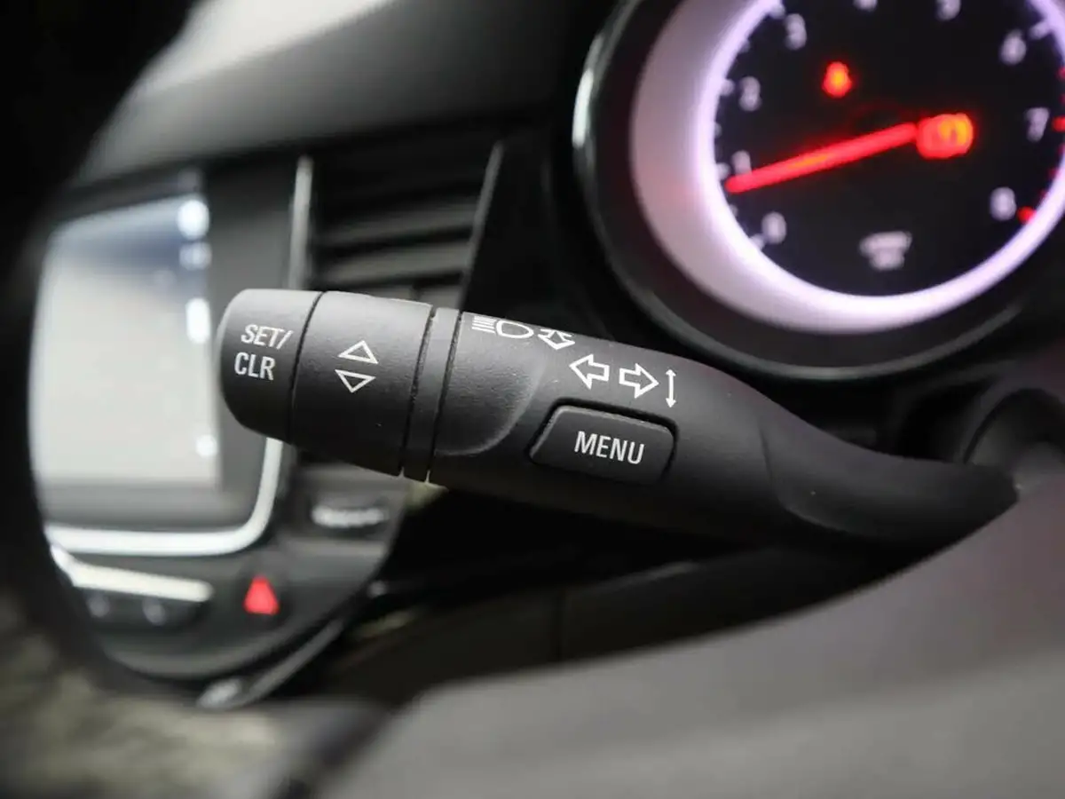 2018-vauxhall-astra-14i-16v-turbo-sri-150ps-hatchback-big-19