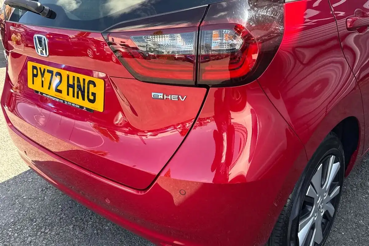 2023-honda-jazz-15-i-mmd-sr-big-9